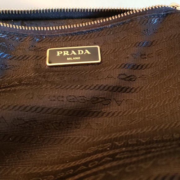 PRADA Black Nylon and Leather Crossbody Shoulder Bag Purse/ Good Condition - Picture 11 of 15
